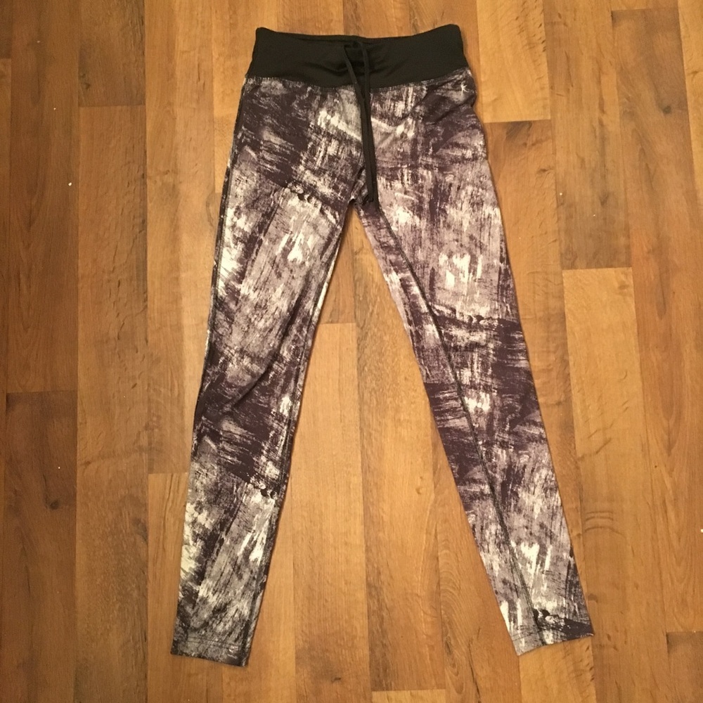 Danskin Fitted Exercise/Yoga Leggings